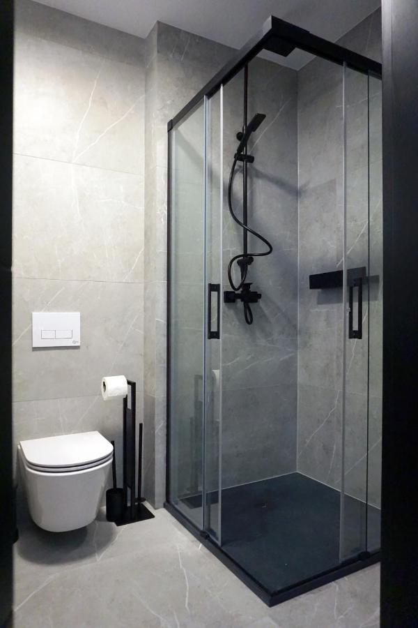 Apartament 204 โควอบเซก ภายนอก รูปภาพ